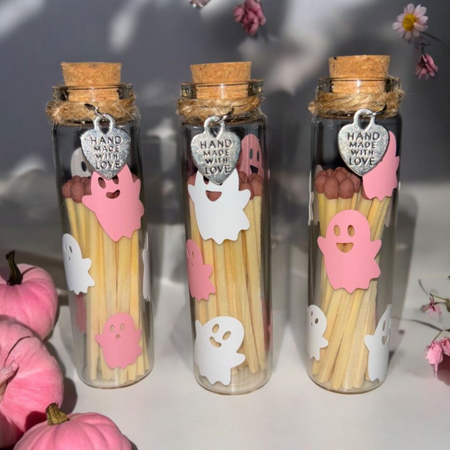 Halloween lucifers in een 20 ml glazen potje met kurk, spookjes, cadeauidee