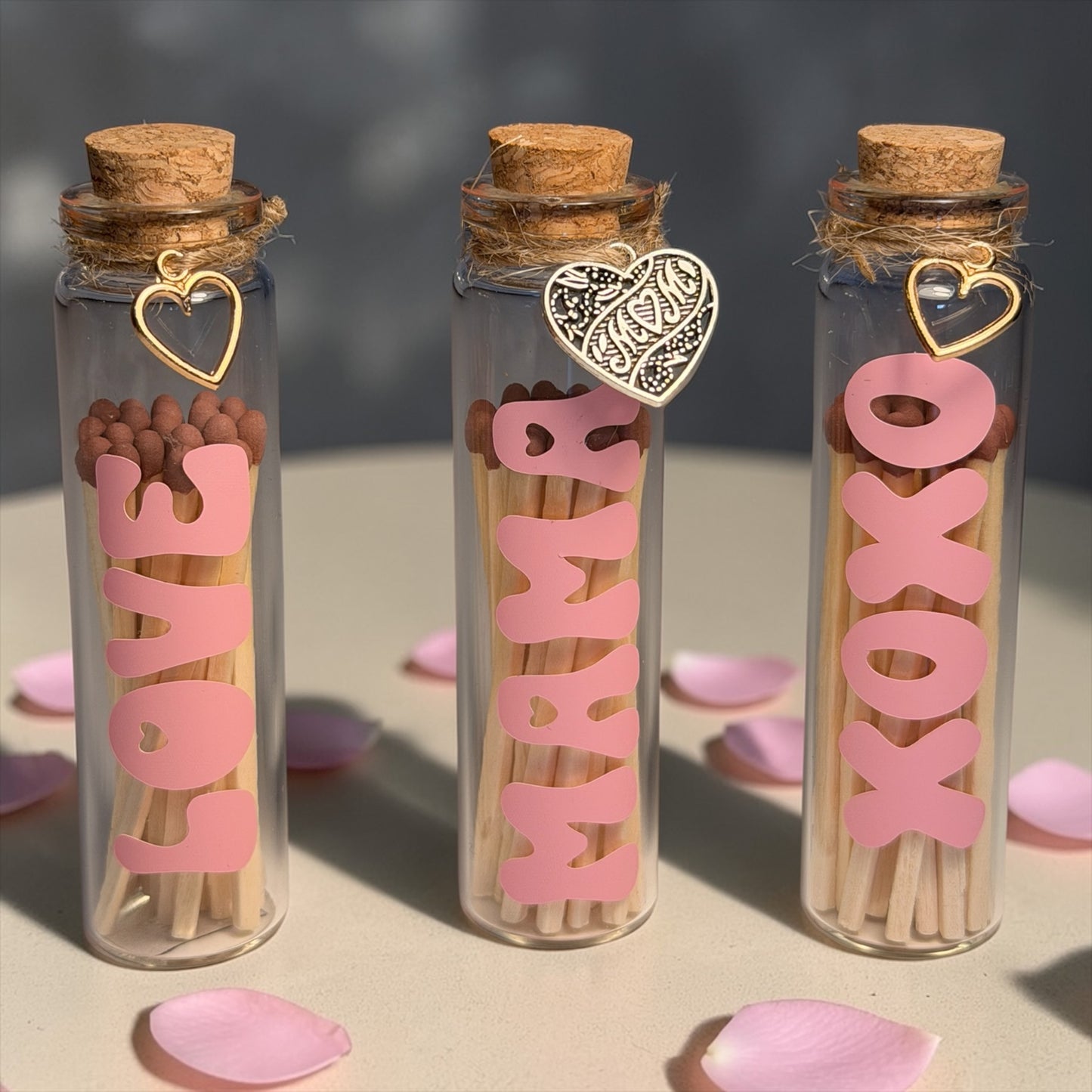 Lucifers in glazen potje met kurk 20ml pastelkleurige vinyl opdruk kiezen uit Mama, Love of xoxo. Online lucifers kopen