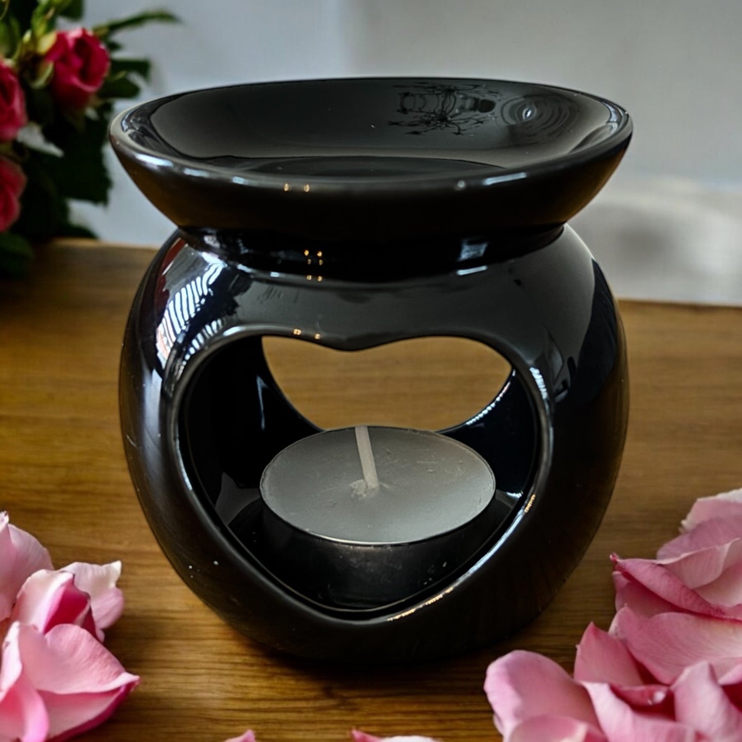 Zwarte keramische waxbrander (scentburner, Waxburner, Aromatherapie) met hartvorm (waxmelts)