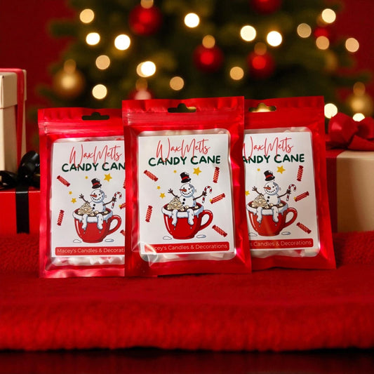 Candy Cane soja waxmelts, handgemaakt met liefde, heerlijke kerstgeur in de vorm van snoepjes en kerstfiguurtjes, rood met wit. Voor in de waxburner.