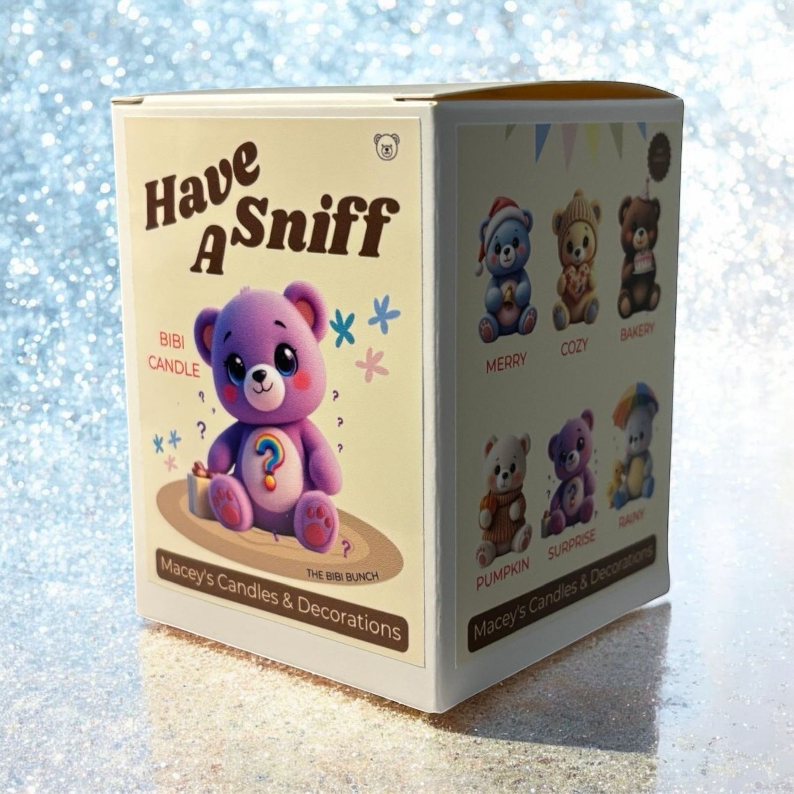 Mysterieuze Bibi Candle in glazen lila pot met bamboe deksel en gratis Bibi sticker!Handgemaakt van sojawas, duurzaam, geheime geur. 200ml