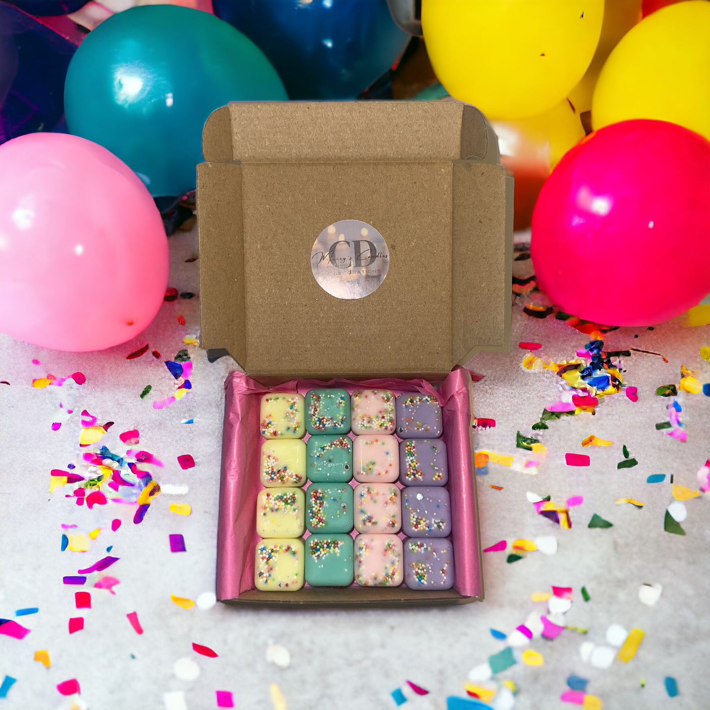 Geschenkset Birthday Cake waxmelts en kaars Daisy